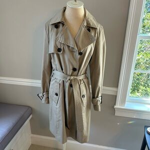 Banana Republic Trench Coat NWOT L
